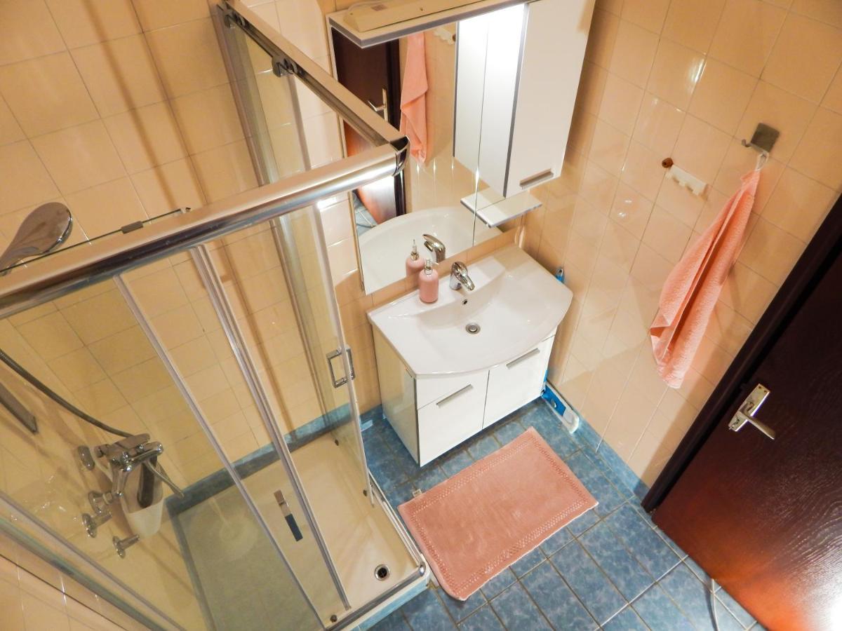 Apartmani Jutro Novalja Exteriör bild